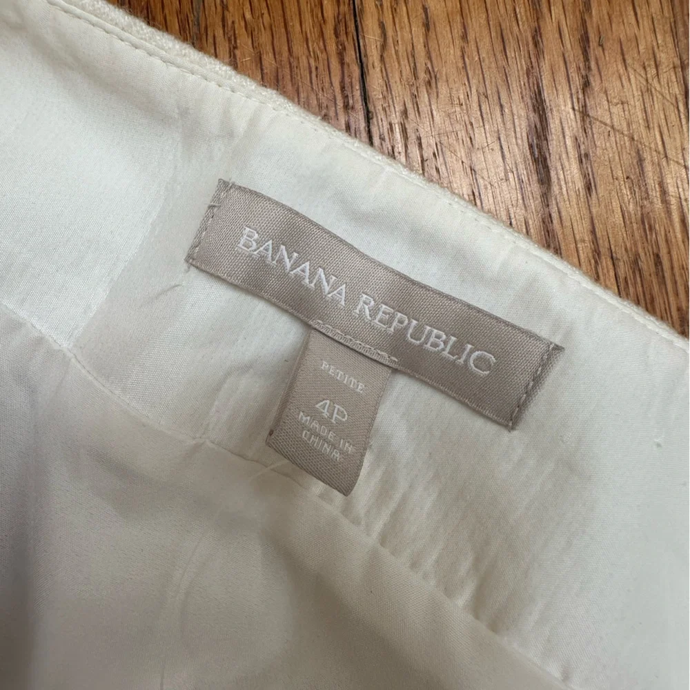 Banana Republic Cream Boucle Pencil Skirt - Picture 6 of 7